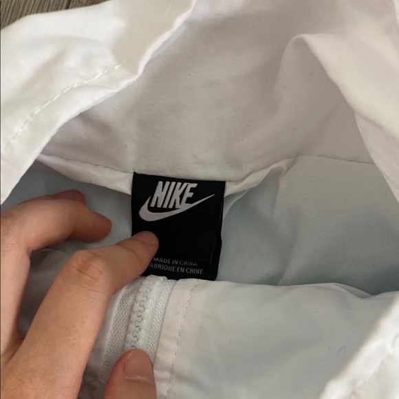 nike color block windbreaker - Picture 3 of 5